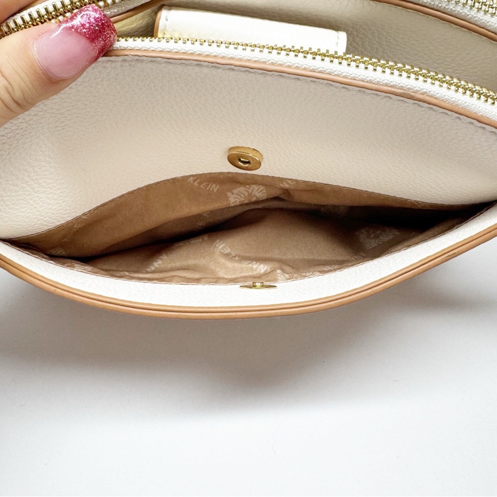 Anne Klein Lion Logo Double Zip Dome Crossbody - Picture 15 of 15